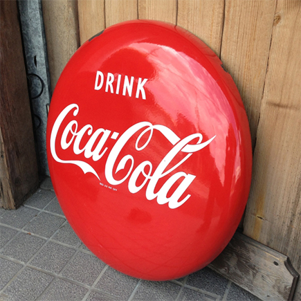 Coca-Cola（コカコーラ）ヴィンテージ・ボタンサイン「DRINK Coca-Cola <br>REG.U.S.PAT.OFF.」 24inch